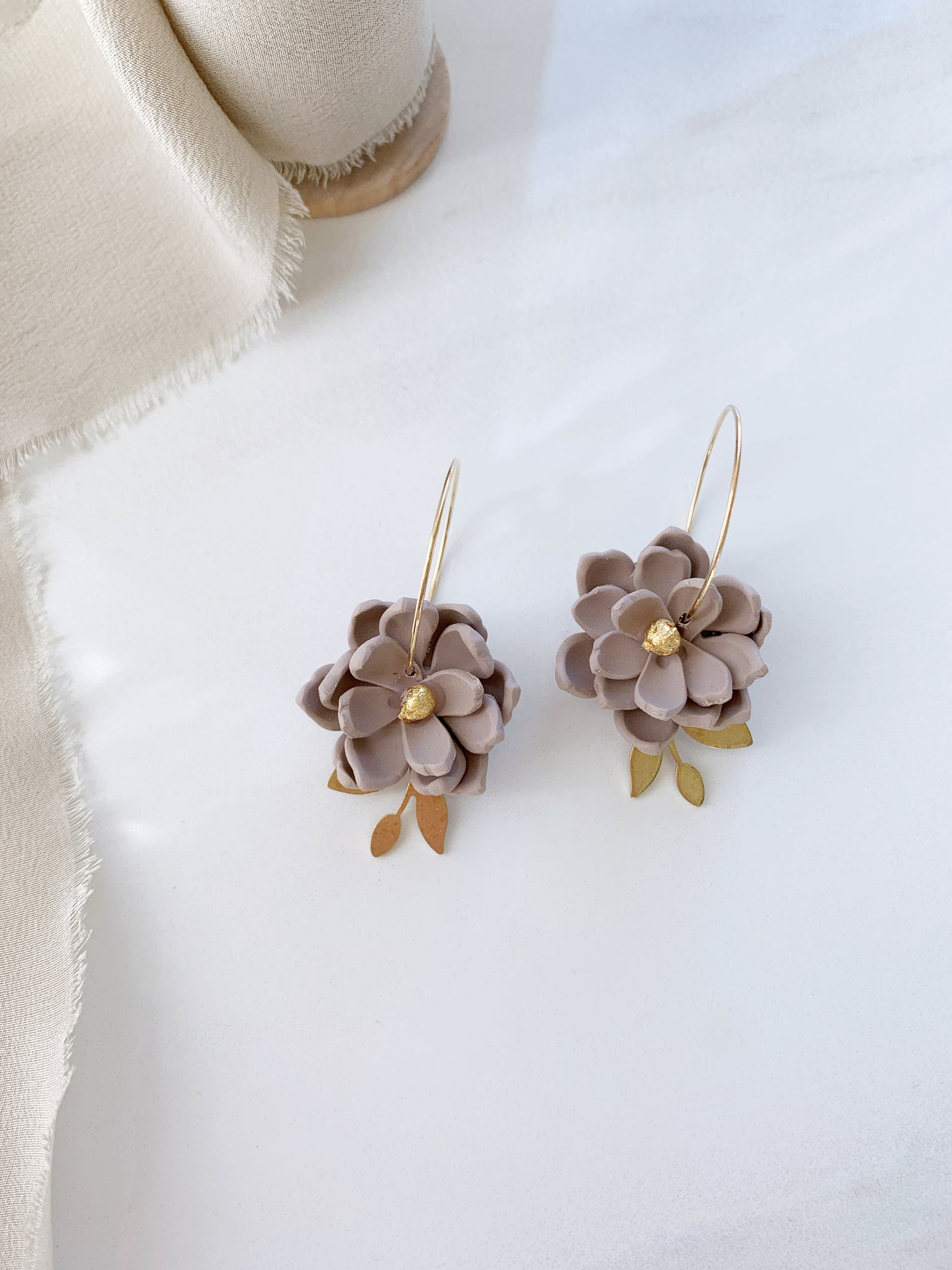 Belle Earring in Taupe