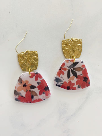 Phoebe Dangle in Poinsettia