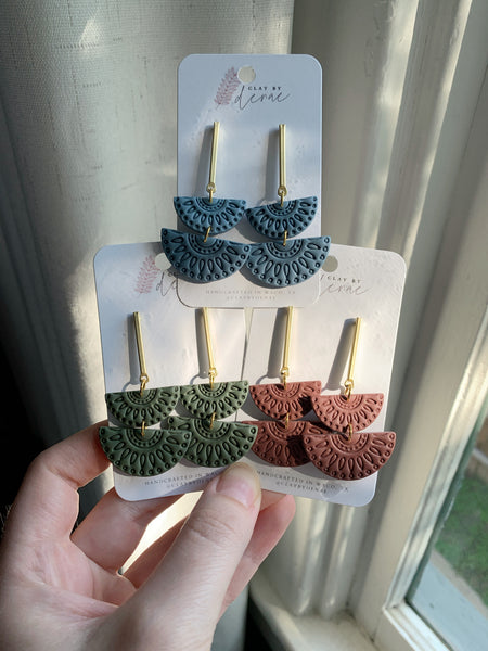 Hyacinth Earring (Multiple Colors)