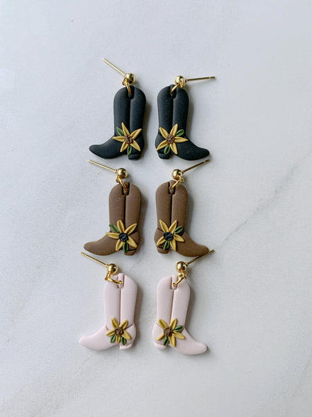 Cowboy Boot Earring in Baby Pink