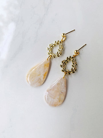Amara Earring in Desert Sand