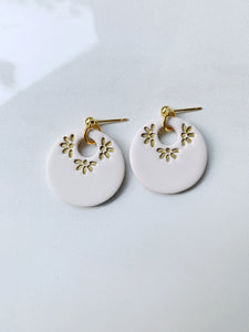 Isabella Earring in Cream/Gold