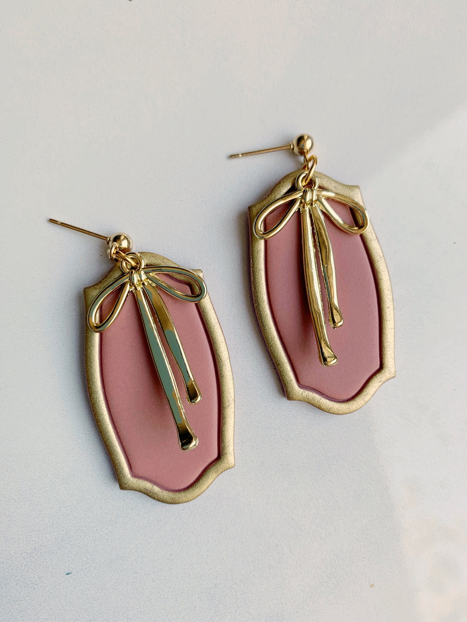 Winslet Earring (Multiple Colors)