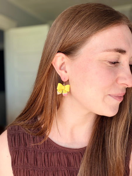 Pencil Bow Dangle