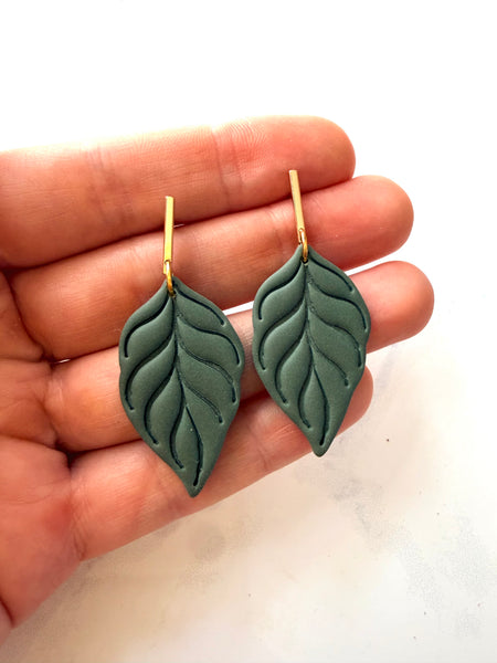 Fall Leaf Dangle