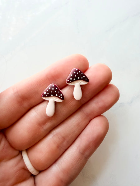 Mushroom Stud
