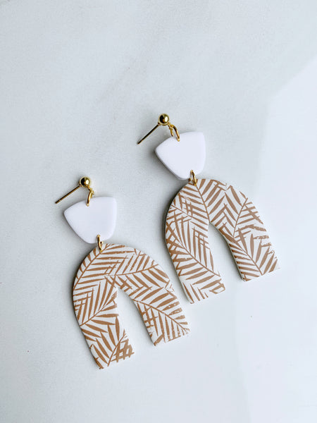 Alora Palm Earring
