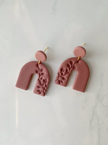 Joelle Earring in Mauve