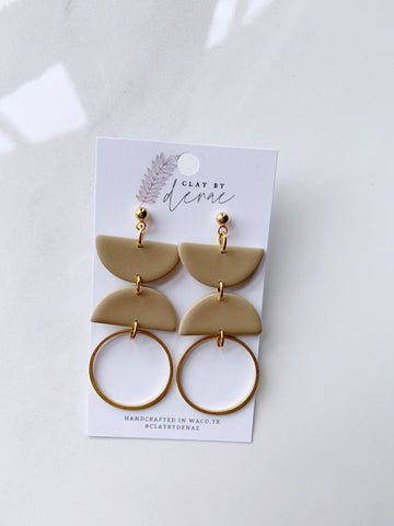 Sloane Earring in Taupe