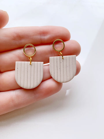 Greta Earring in Cream Speckle
